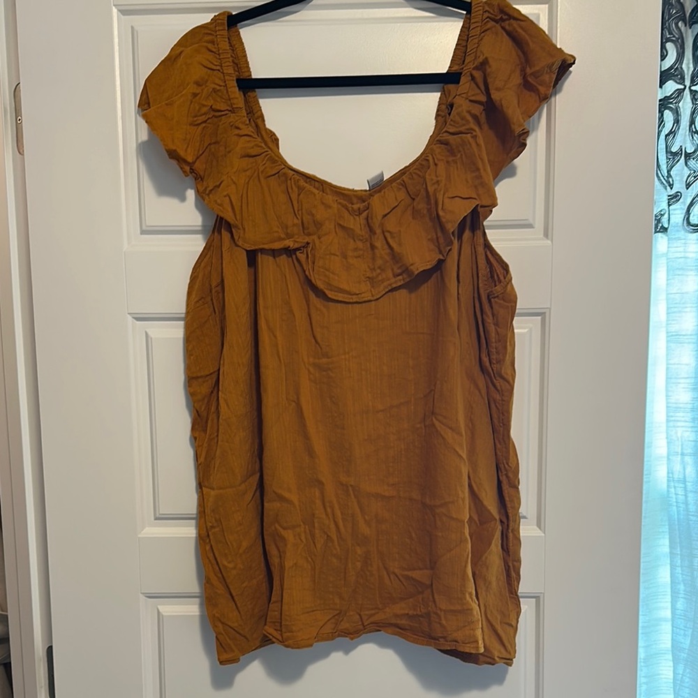 Old Navy Brown Ruffled Blouse Relaxed Fit